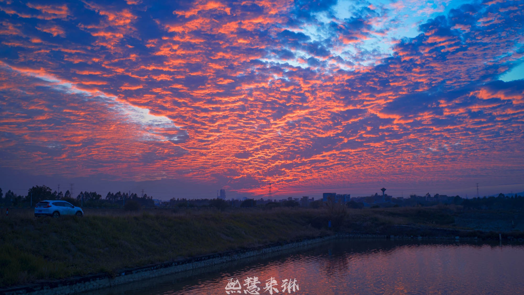 光影魔术师：揭秘日落夕阳摄影的魅力与技巧